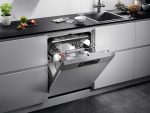AEG FEE83806PM Integrierter-Geschirrspüler / 60Cm / Comfortlift - Hebefunktion / D / Energiesparend / Maxiflex Besteckschublade / Beladungserkennung / Display / Startzeitvorwahl / Extra Leise