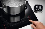 Electrolux LIT60336 Induktionskochfeld, Abgeschrägt, Extra Flach, 3 Zonen, Brückenfunktion, Automatische Schnellheizung, Anschluss Mit Kompatibler Dunstabzugshaube, Timer, Touch-Steuerung, Schwarz, 60