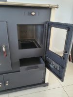 Prometey Practik Lux Holzofen – 9,5 kW – Mit Backofen (links) & Kochfeld – Beige – Autarke Heiz- & Kochlösung für Haus & Ferienhaus - Image 5