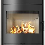 KRATKI KOZA/AB/S/2/ROLLO/W Kaminofen – 10 kW – Moderner Design-Kamin mit Panoramasicht – Energieeffizienzklasse A – Mit TERMOTEC-Speichertechnologie – Für Passivhäuser geeignet