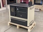 Prity GT FS S Freistehender Kaminofen – Beige, Energieeffizienzklasse A - Image 4